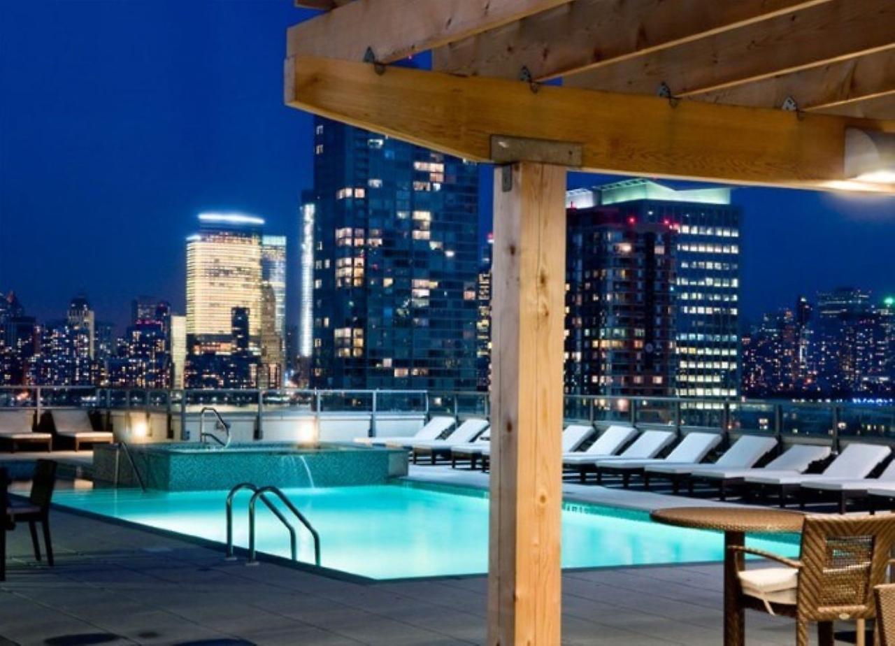 Global Luxury Suites At Metropolitan Jersey City Eksteriør billede