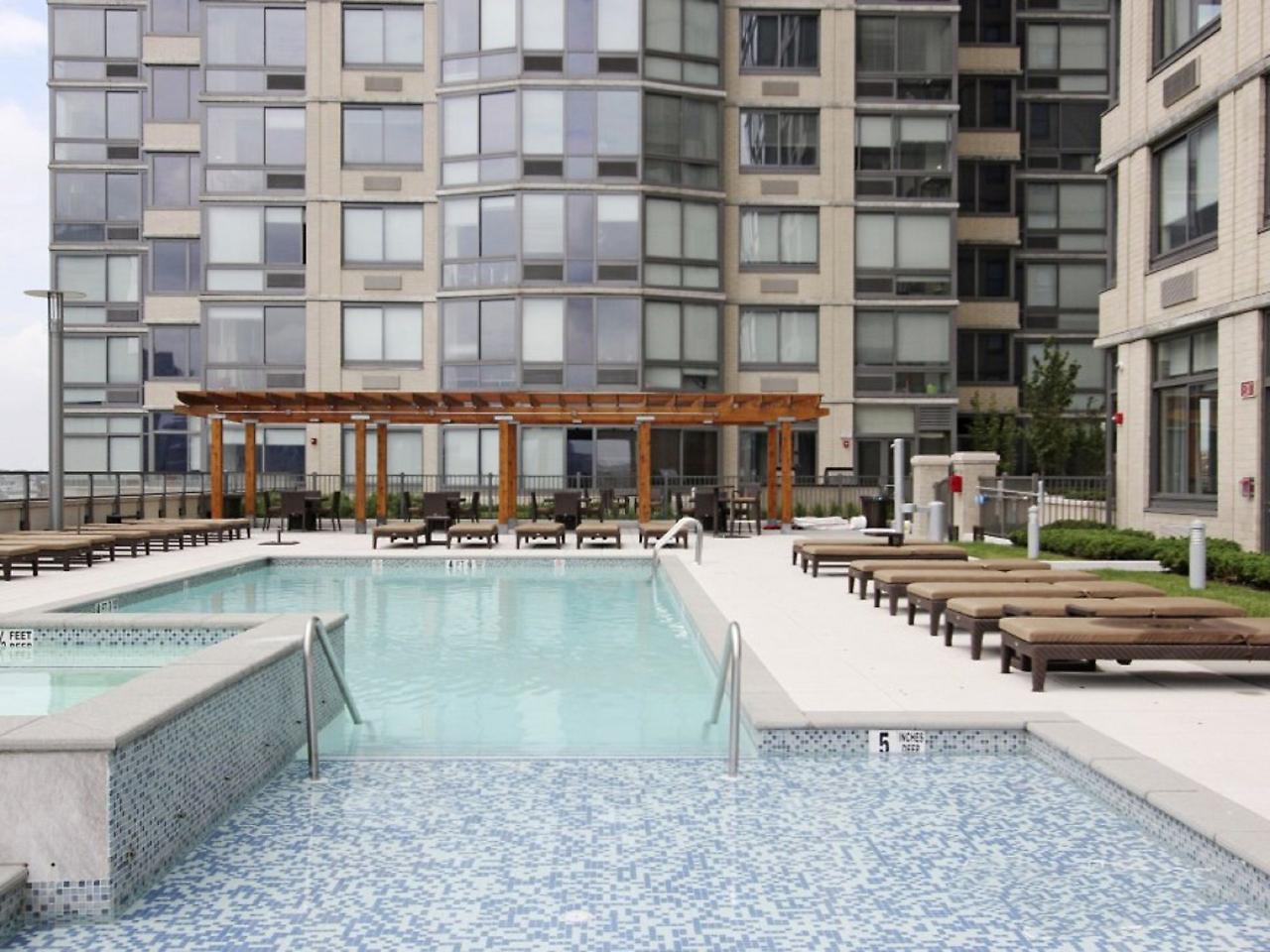 Global Luxury Suites At Metropolitan Jersey City Eksteriør billede